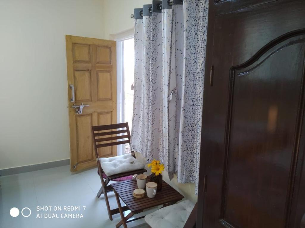 Mars Jungle Adventure Stud Farm With Private Jacuzzi Villa Narsinge Room photo